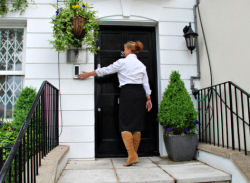Arriving at the Lucinda Ellery Salon in London