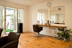 Bristol interior - salon area